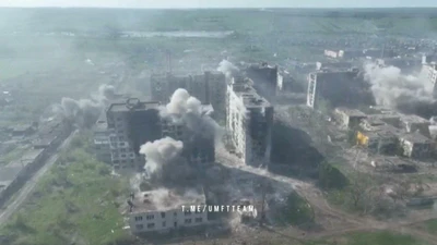 Pokrovsk rực lửa, Ukraine báo động toàn tuyến Donetsk