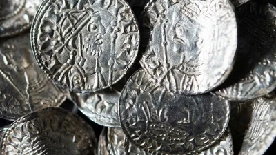 Bắt gặp kho báu cổ đại hơn 800 năm tuổi ngoài Stockholm