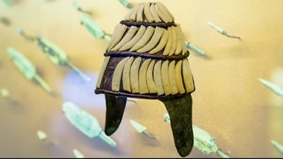 Mũ ngà lợn rừng cổ đại: Biểu tượng quyền lực của lãnh đạo Pylos