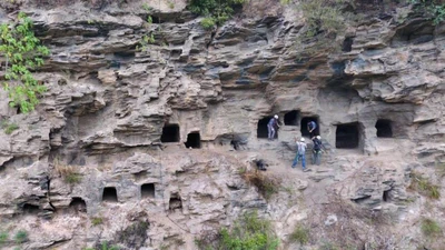 Phát hiện 37 ngôi mộ đá cổ từ thời Đường bên bờ sông Hàn Giang