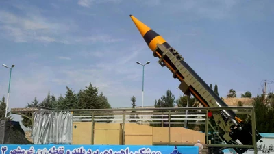 Khorramshahr-4: bước tiến mới trong chương trình tên lửa của Iran