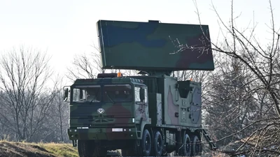 Phóng tên lửa đất đối không từ hệ thống HQ-22 của Trung Quốc