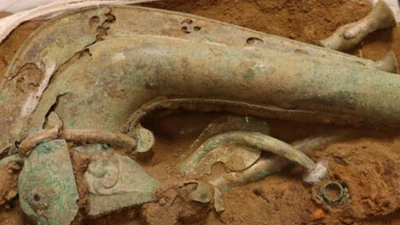 Khám phá kèn chiến cổ đại ở Norfolk có thể liên quan đến nữ hoàng Boudica