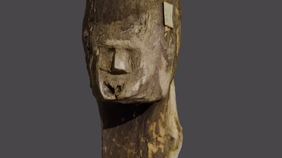 Khám phá khuôn mặt gỗ cổ đại trong cuộc khai quật hồ Lednica