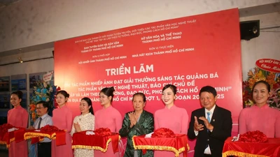 TP HCM: Triển lãm ảnh về học tập và làm theo tư tưởng Hồ Chí Minh