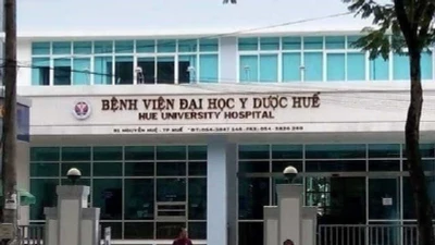 Vì sao Y tế Bình Minh bị Bệnh viện Đại học Y dược Huế hủy hợp đồng?