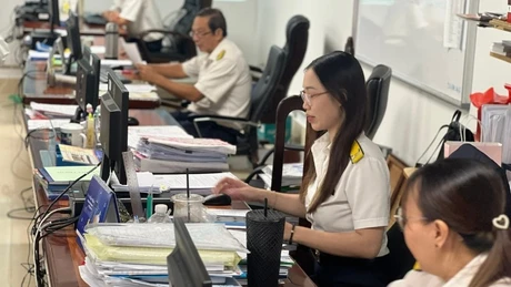 Điều chỉnh biểu thuế thu nhập cá nhân, giảm thuế suất cao nhất còn 35%