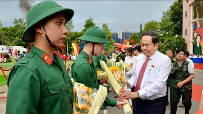 Chủ tịch Quốc hội Trần Thanh Mẫn dự Lễ giao nhận quân năm 2026 tại TP HCM