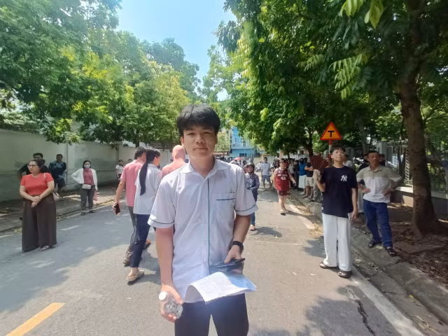 0000.jpg
