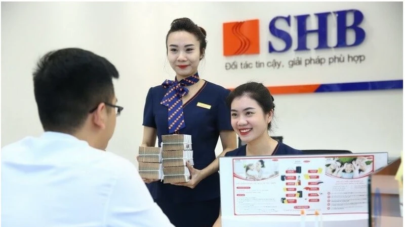 Ngân hàng tăng vốn bằng cách nào?