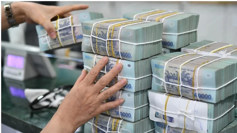 Xuất hiện lãi suất trên 7% với tiền gửi 6 tháng