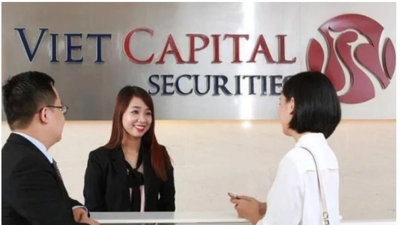Nhóm quỹ của bà Nguyễn Thanh Phượng "gom" cổ phiếu VietCap và BVBank