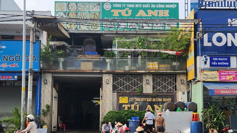 TPHCM: Tú Anh trúng gói cung cấp suất ăn hơn 15 tỷ tại Trường Ngô Quyền[Kỳ 1]