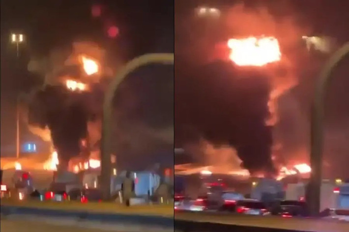 Tờ The Hill của Mỹ giải thích, quyết định này được đưa ra sau khi một UAV cảm tử của Iran tấn công một trung tâm của CIA trong khuôn viên khu phức hợp đại sứ quán Mỹ ở Riyadh. Vào ngày hôm trước, truyền thông Trung Đông đã đăng tải bức ảnh về tòa đại sứ Mỹ ở Riyadh đang bốc cháy. Vụ hỏa hoạn được cho là đã khiến mái nhà bị sập.