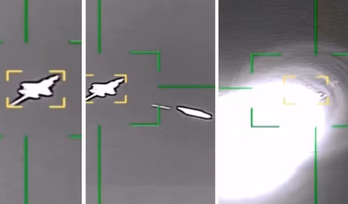 Một lý do khác gây căng thẳng cho các phi công Mỹ, là họ không chắc chắn liệu Iran có còn năng lực tên lửa phòng không hay không? Theo hãng tin CNN của Mỹ, đưa tin ngày 19/3, cho biết một máy bay chiến đấu F-35 của Mỹ đã bị trúng hỏa lực nghi là của Iran và phải hạ cánh khẩn cấp.