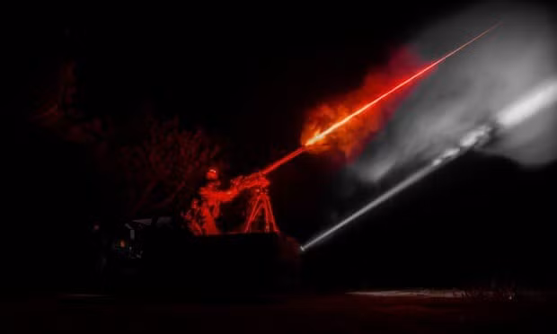 Military Summary cho biết, các nhân viên y tế Romania đang vận chuyển những người lính Romania bị thương về Romania. Theo thông tin sơ bộ, một chuyến phà đã chở khoảng 50 túi hài cốt lính Romania. Phản ứng sau đó của Paris cho thấy một số lượng lớn nạn nhân là người Pháp, và một số cũng là người Romania.