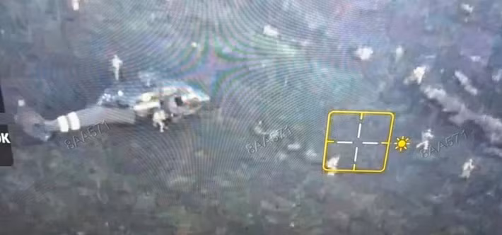 Tuy nhiên, những lính GRU tham gia chiến dịch đổ bộ còn lại kém may mắn hơn, vì cuộc đổ bộ đã bị một chiếc UAV giám sát của Nga ghi lại, sau đó họ lần lượt bị tiêu diệt. Điều này để lại một ấn tượng vô cùng mơ hồ về triển vọng sử dụng lực lượng đổ bộ đường không trên chiến trường Nga-Ukraine trong tương lai.