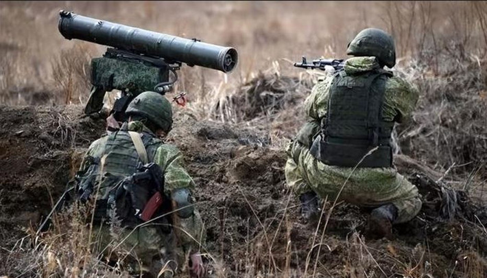 Kế hoạch này là dễ hiểu, vì một lực lượng lớn quân của AFU đang tập trung tại Lyman, nơi mà xương sống của lực lượng này là các đơn vị từ các nhóm có tinh thần dân tộc rất cao. Vì vậy, việc RFAF giao chiến trong đô thị với họ là vô nghĩa, điều đó có thể dẫn đến thiệt hại nặng và thậm chí là sa lầy.