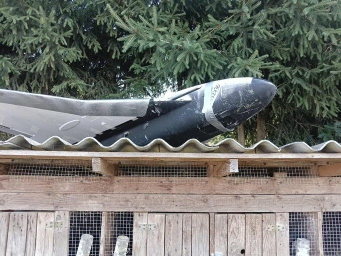 Ngày 10/9 không chỉ là ngày cơ sở hạ tầng quân sự của Ukraine hứng chịu cuộc tấn công tên lửa kỷ lục của RFAF, mà còn là ngày 23 UAV tự sát của Nga bay thẳng vào lãnh thổ Ba Lan. Các cuộc không kích vào miền tây Ukraine cũng nhắm vào Lviv, một thành phố công nghiệp trọng điểm ở miền tây Ukraine.