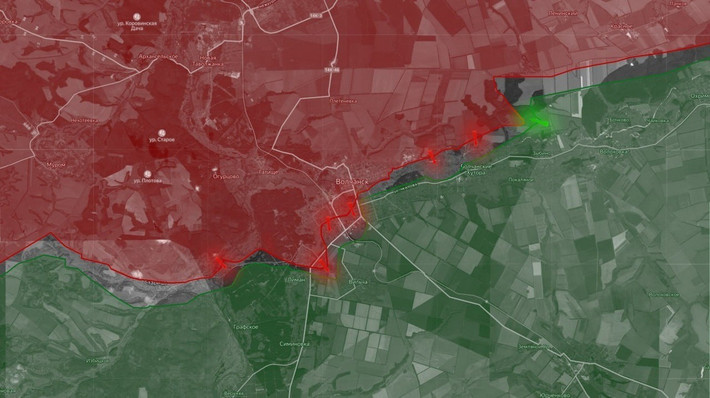 Các nguồn tin địa phương cho biết, quân đội Nga đã kiểm soát một số vị trí ở tiểu quận Kislovka từ phía tây nam thành phố Volchansk, bao gồm một nhà máy sản xuất toa xe lửa, một nghĩa trang và một khu công nghiệp; đồng thời cũng đã tiến đến ngoại ô làng Sinelnikovo.