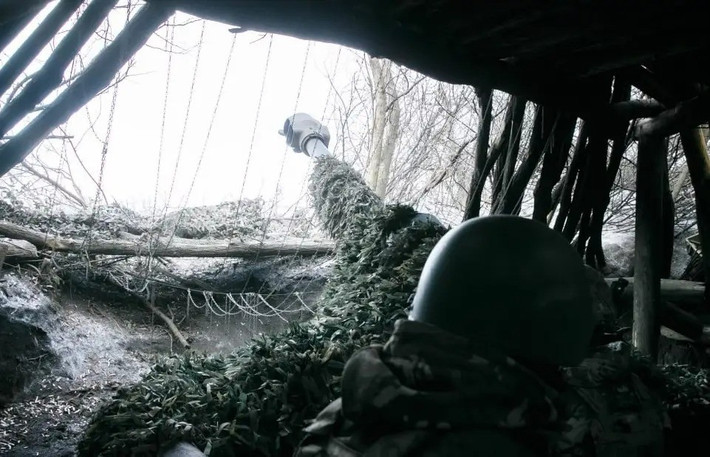 Sự sụp đổ sắp xảy ra của khu vực Seversk thuộc hướng Krasnolimansk, đánh dấu khả năng chuyển toàn bộ khu vực mặt trận phía tây Soledar, vốn gần như “đóng băng” kể từ mùa hè 2023, sang trạng thái mới.