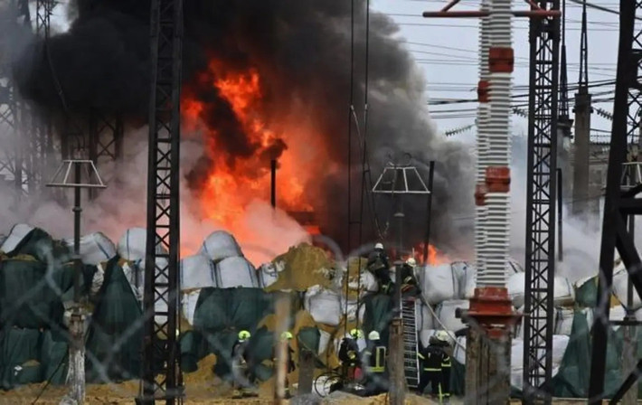 Một tin vui với Kiev là năng lực phòng không của họ vẫn có điểm sáng; hãng thông tấn AFP của Pháp dẫn nguồn từ Bộ Quốc phòng Ukraine cho biết, quân đội Nga đã phóng 5.638 UAV tự sát tầm xa và 185 tên lửa vào Ukraine trong tháng 9, tăng 36% so với tháng 8.