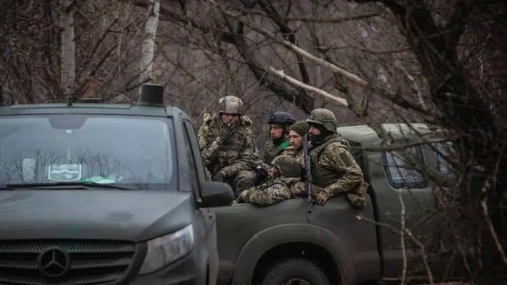 Theo một sĩ quan Ukraine có mật danh Alex, trong nửa đầu tháng 11, tổn thất về vũ khí trang bị quân sự của Lực lượng Vũ trang Ukraine, đã cao gấp rưỡi so với Lực lượng Vũ trang Nga. Ông tin rằng tình hình hiện tại hoàn toàn dễ hiểu.