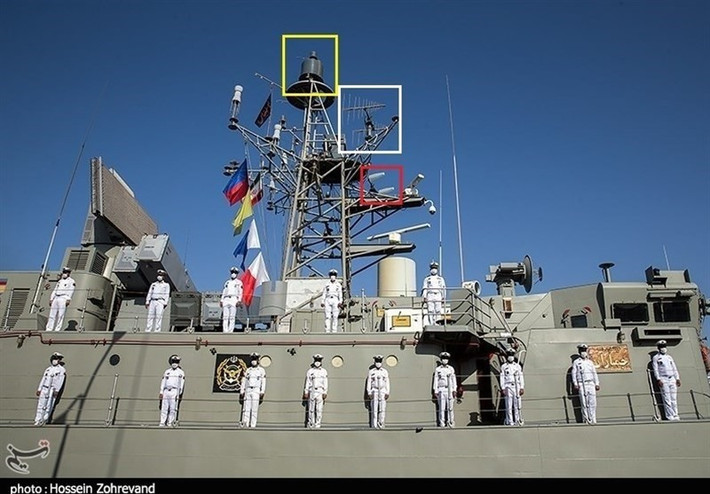 Phần lớn các tàu chiến mà Hải quân Iran sở hữu, đều là những chiếc được cải tiến hoặc sao chép từ các tàu chiến hạng nhẹ của châu Âu, được thiết kế vào cuối những năm 1970, hoặc là những tàu còn sót lại từ thời trước cách mạng Hồi giáo năm 1979.