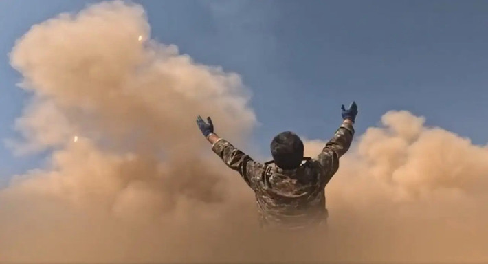 Người phát ngôn IRGC, Chuẩn tướng Ali Mohammad Naeini, cho biết trong một cuộc phỏng vấn với IRNA rằng, khoảng 700 tên lửa và 3.600 UAV đã được phóng vào các mục tiêu của Mỹ và Israel, kể từ khi cuộc chiến bắt đầu vào ngày 28/2.