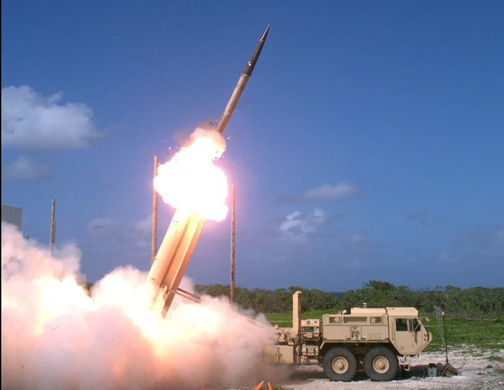 Quân đội Mỹ có dự trữ đạn tên lửa cho hệ thống phòng thủ tên lửa tầm cao THAAD và máy bay chiến đấu, cũng như tên lửa đánh chặn Patriot cho tên lửa đạn đạo tầm trung. Không có thông tin nào về việc cung cấp một số loại tên lửa đánh chặn cho Israel; Tel Aviv đang "làm việc về vấn đề này".