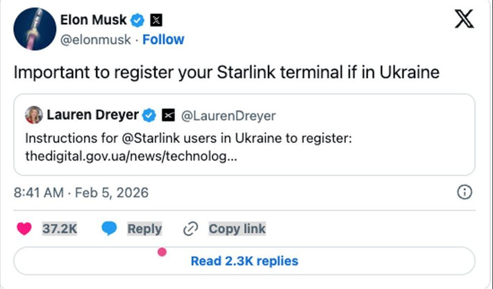 Ngay trước 3 giờ sáng (giờ Kiev) ngày 5/2, tỷ phú Mỹ Elon Musk, ông chủ của công ty SpaceX, đã đăng lại một hướng dẫn mới do Bộ Chuyển đổi Kỹ thuật số Ukraine ban hành, liên quan đến việc đăng ký thiết bị đầu cuối Starlink tại Ukraine.