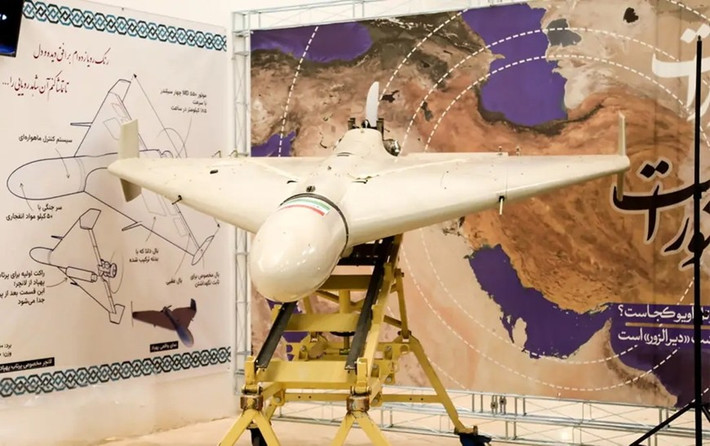 Điều trớ trêu là các UAV cảm tử tầm xa giá rẻ, lại là mối đe dọa lớn nhất đối với các hệ thống radar cực kỳ tiên tiến, có khả năng cung cấp dữ liệu từ xa, để đánh chặn các mục tiêu di chuyển với tốc độ siêu thanh trong không gian.