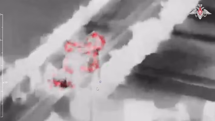 Ngày 21/9, Bộ Quốc phòng Nga cũng đã công bố đoạn phim ghi lại khoảnh khắc một cuộc tấn công bằng tên lửa đạn đạo chiến thuật Iskander phá hủy một trận địa tên lửa phòng không S-300PS của Ukraine tại làng Progress, vùng Chernihiv. Nhân chứng cho biết có một đám cháy lớn và vụ nổ đạn thứ cấp tại trận địa S-300PS.