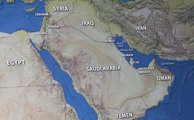 Ngay cả khi có các đơn vị trên tàu và một chiến dịch hộ tống đoàn tàu quy mô lớn, lực lượng hộ tống quân sự cũng chỉ có thể bảo vệ được một vài tàu cùng một lúc. Vào tháng Hai, trước khi chiến tranh nổ ra, có khoảng 80 tàu chở dầu và khí đốt đi qua eo biển Hormuz mỗi ngày.