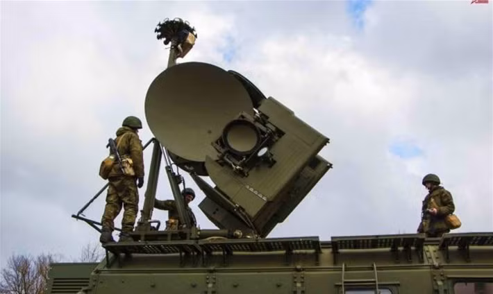 Trung tá Ivannikov cũng tin rằng, thành công của các nhà khoa học Nga đã gây bất ngờ cho phương Tây. "Họ đã có những mốc thời gian hoàn toàn khác biệt cho phản ứng của chúng tôi. Trên thực tế, họ đã tạo nên một kỳ tích công nghệ thực sự, khi xác định được điểm yếu của tên lửa Mỹ trong một thời gian ngắn như vậy", chuyên gia này nhấn mạnh.