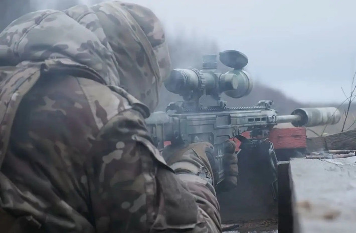 "Về hướng Volchansk, RFAF tiếp tục đột phá khu vực đông dân cư Liman từ phía Sinelnikovo và từ rừng Tatar. Vùng xám đã được mở rộng. Tại Volchansk, các trận chiến giành khu vực phía nam thành phố vẫn đang tiếp diễn", kênh Petrenko của Ukraine xác nhận.