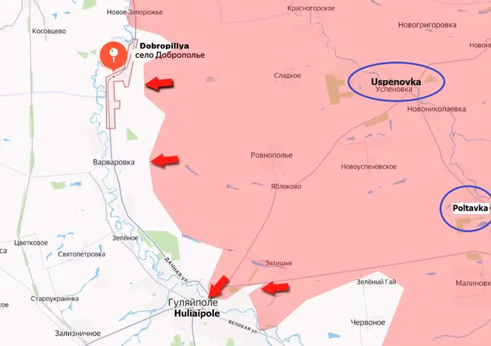 Trong khi đó, Lữ đoàn Phòng thủ Lãnh thổ số 102, hoạt động ở cánh phải, đã ngăn chặn được quân Nga, nhưng sau đó phải rút lui cưỡng bức. Khi quân Nga chọc thủng phòng tuyến bên cánh trái, các đơn vị của Lữ đoàn 102 thấy mình bị tấn công và bao vây, bởi các nhóm quân Nga xâm nhập.