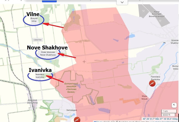 RFAF cũng đã bắt đầu xâm nhập Vilne từ phía đông bắc với lực lượng bộ binh mới được tăng cường; hiện giao tranh vẫn đang diễn ra tại các khu vực rừng rậm ngay bên ngoài ngôi làng. RFAF cũng đang tiến hành các cuộc đột kích vào Ivanivka, nhằm giành lại quyền kiểm soát ngôi làng và san phẳng mặt trận phía tây nam Nove Skakhove.