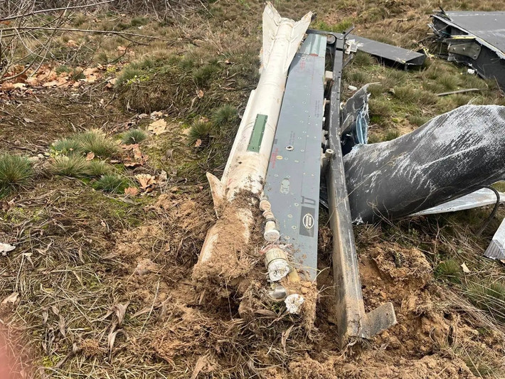 Theo các nguồn phân tích của chính quyền Kyiv, Quân đội Nga đã sử dụng UAV Geran-2/3, được trang bị tên lửa không đối không R-60. Nguồn tin nhấn mạnh rằng, phiên bản này được thiết kế để chống lại trực thăng và máy bay chiến đấu Ukraine, đang săn lùng UAV tấn công của Nga.