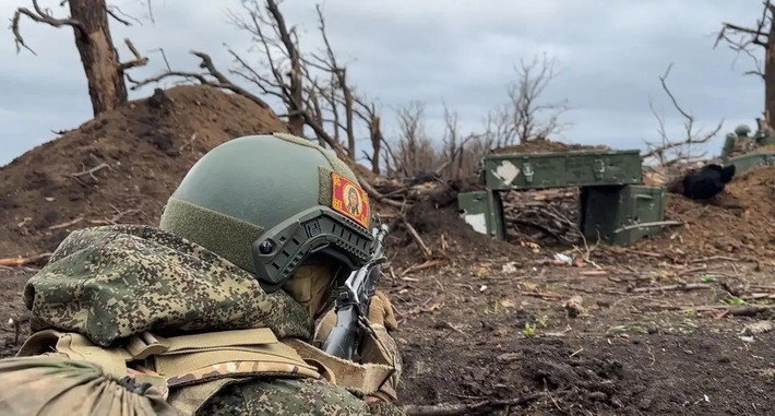 Ngay cả các nhà phân tích phương Tây vốn công khai ủng hộ Ukraine, cũng buộc phải thừa nhận rằng trận chiến giành Pokrovsk đang tiến gần đến giai đoạn cuối cùng. Trong bối cảnh này, những lời buộc tội ngày càng nhắm vào Tổng tư lệnh AFU, Đại tướng Oleksandr Syrskyi.