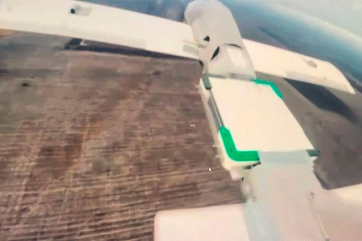 Lập luận của Điện Kremlin khá rõ ràng: nếu một hệ thống vệ tinh dân sự có thể được Ukraine sử dụng trong chiến đấu mà không khiến SpaceX trở thành "bên tham chiến", thì Nga cũng có thể làm điều tương tự. Từ đó, các thiết bị đầu cuối Starlink dần được tích hợp lên UAV tấn công tầm xa của Nga.