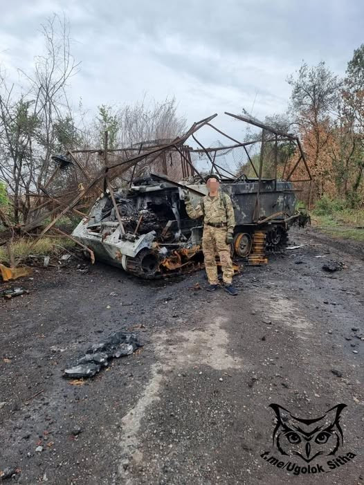 Hiện tại, quân Ukraine đã gần như rút lui hoàn toàn khỏi khu đô thị Pokrovsk, Nga dự kiến ​​sẽ chính thức kiểm soát thành phố này trong vòng 2-3 ngày tới. Số binh sĩ Ukraine còn lại đang cố gắng củng cố lực lượng tại các khu vực cao tầng ở Mirnograd lân cận.