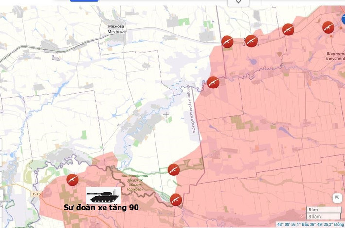 Hiện nay, nhiệm vụ của Sư đoàn xe tăng 90 là lực lượng đột kích của Tập đoàn quân 41, chiến đấu ở khu vực Nam Donetsk, giáp giới tỉnh Dnipropetrovsk. Khu vực này ban đầu là hướng tác chiến của Cụm quân phía Đông (thường gọi là Cụm Vostok), trong khi Cụm quân Trung tâm đảm nhiệm ở phía bắc sông Vovcha.