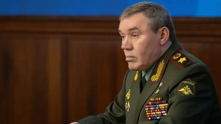 Tuy nhiên, tuyên bố này đặt ra nhiều câu hỏi, bởi cùng ngày, các phóng viên chiến trường Nga đã đưa tin về một “tình huống kỳ lạ” diễn ra trong trận chiến giành Kupyansk. Hơn nữa, những thông tin từ chiến trường cũng đang “rất mâu thuẫn”.