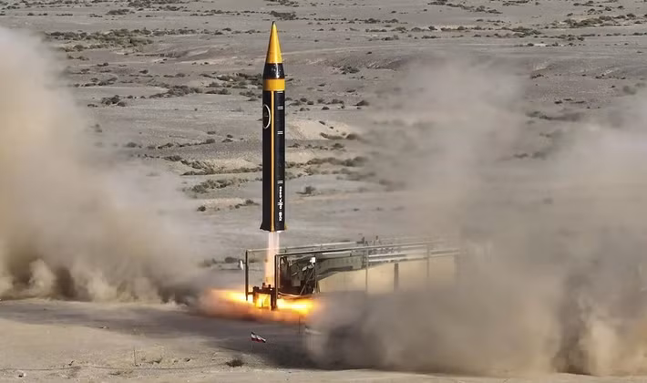 Theo tờ Financial Times của Mỹ, việc phóng tên lửa của IRGC hiện nay, là một trong những công việc nguy hiểm nhất thế giới, vì luôn tiềm ẩn nguy cơ thiệt mạng gần như ngay lập tức. Đặc biệt là khi phần lớn các loại tên lửa của Iran chỉ có thể phóng từ bệ phóng chuyên dụng.