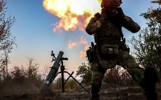 Về mặt lãnh thổ, Ukraine sẽ rút quân khỏi các khu vực còn do họ kiểm soát ở tỉnh Donetsk, và trao trả cho Nga. Tuy nhiên, quân đội Nga không được phép duy trì sự hiện diện trong khu vực. Trong khi đó, Mỹ công nhận các tỉnh Donetsk, Luhansk và bán đảo Crimea là thuộc về Nga.