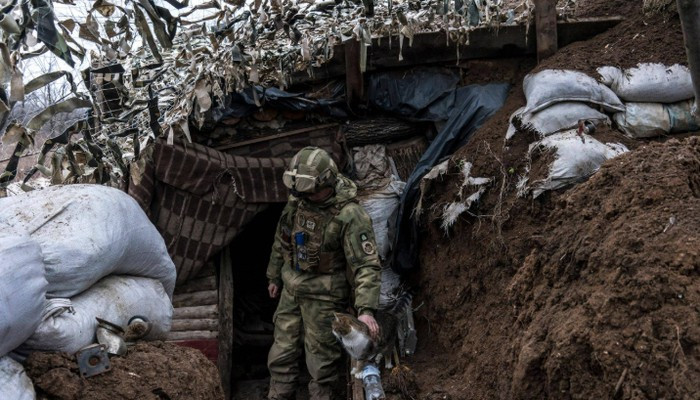 Các trận đánh tại thành phố Pokrovsk của tỉnh Donetsk và Kupyansk thuộc tỉnh Kharkov, đã làm suy yếu một phần lớn lực lượng tinh nhuệ của Quân đội Ukraine (AFU). Hiện tại, tinh thần trong AFU đang xuống thấp, và tình trạng thiếu quân số ngày càng trở nên nghiêm trọng.