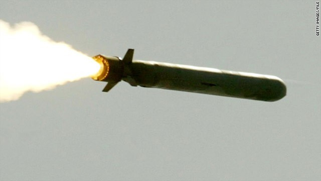 Như vậy đối với Nga, việc cho phép Tomahawk vào Ukraine, tương đương với việc trao cho đối thủ một “công tắc”, có thể tấn công trực tiếp vào trung tâm kinh tế của nước này. Do đó, ngay cả khi Washington “hứa” chỉ cung cấp phiên bản đầu đạn thông thường, thì Nga sẽ không bao giờ tin, vì không thể xác minh được điều đó .