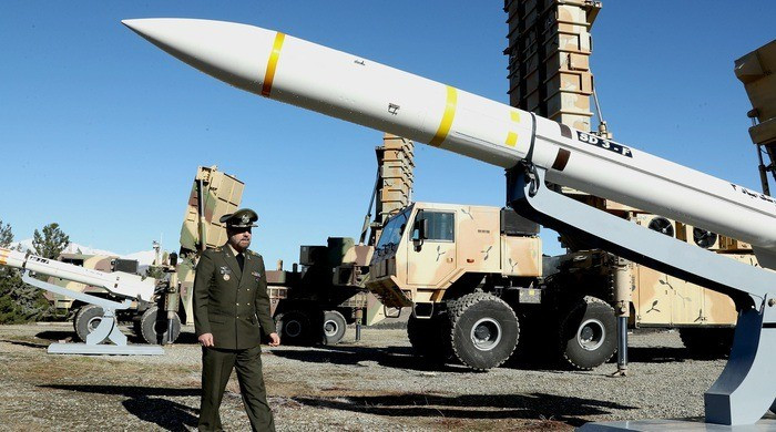 Những biện pháp như vậy sẽ giúp Iran kiểm soát sự leo thang của chiến tranh, đồng thời chấp nhận nhường bước cho Mỹ trên không; nhưng không thể gây ra sụp đổ nhanh chóng cho Tehran.