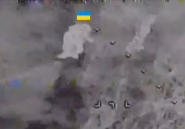 Do đó, khi quân Nga xâm nhập trực tiếp từ bên sườn, đã gây ra sự hỗn loạn lớn trong Lữ đoàn 102, đặc biệt là một tiểu đoàn hoàn toàn mất quyền chỉ huy. Trong tình trạng không có người chỉ huy, gần hai đại đội của Lữ đoàn 102 bắt đầu rút lui thành từng nhóm khỏi Zelenyi Gai và Vysoke.